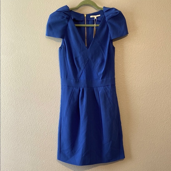 Maje Royal Blue Pyramid Inset Short Sleeve Pleated Dress 38 
Lined V-Neck Mini - Picture 3 of 9